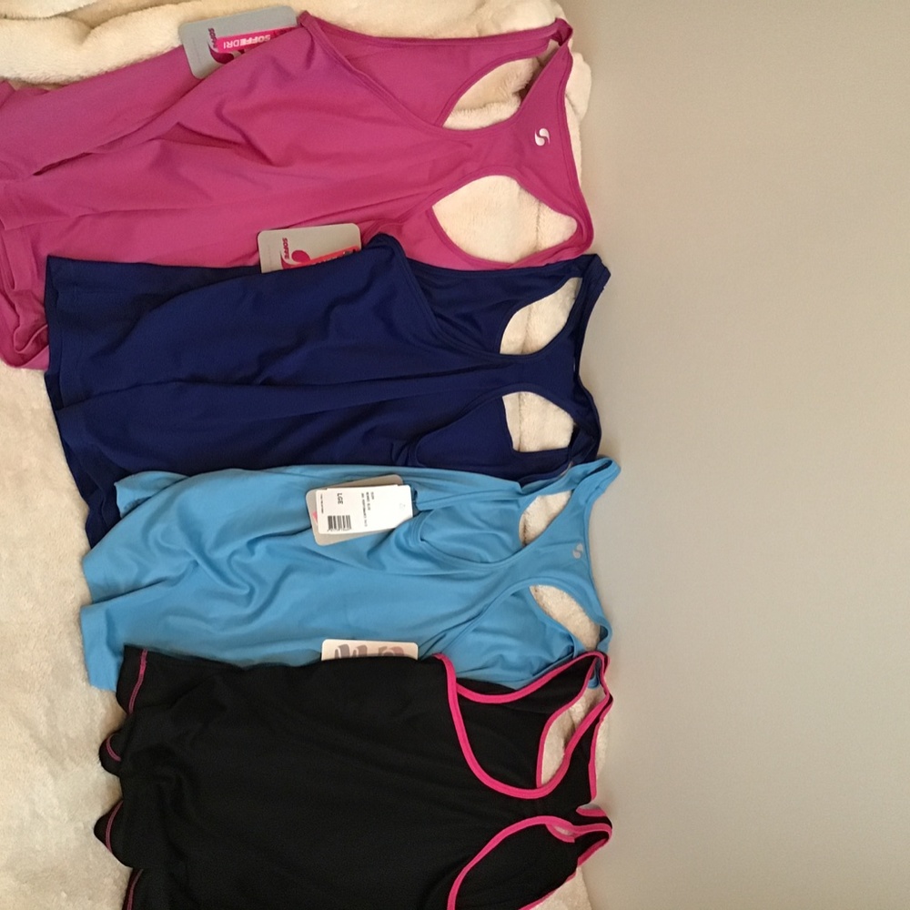 Workout Tops - Picture 2 of 5